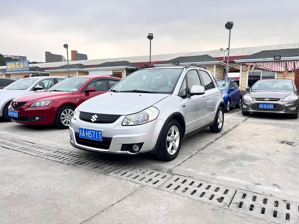 Suzuki Suzuki SX4 2010 Hatchback 1.6L Automatic Championship Limited Edition 2010 - thumbnail 3