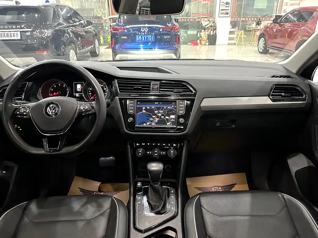 Volkswagen Volkswagen Tiguan L 2018 Facelift 330TSI Automatic 2WD Flagship Edition 2018 - thumbnail 7
