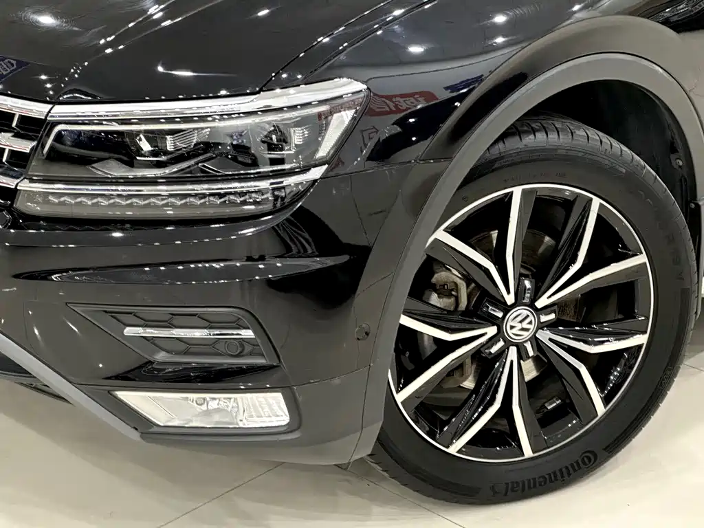 Volkswagen Volkswagen Tiguan L 2018 Facelift 330TSI Automatic 2WD Flagship Edition 2018 - thumbnail 27