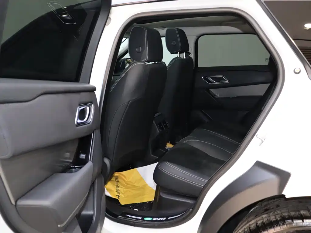 Land Rover Range Rover Velar 2022 250PS 2023 - thumbnail 14