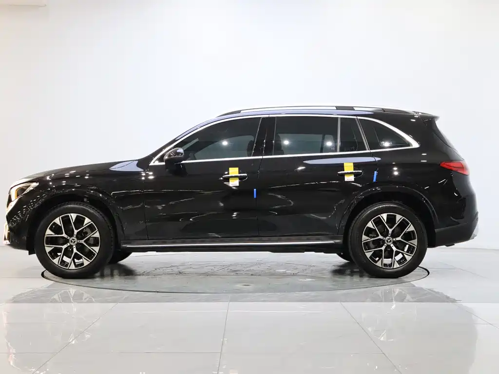 Mercedes-Benz Mercedes-Benz GLC 2024 GLC 260 L 4MATIC Luxury 5-Seat 2024 - thumbnail 5