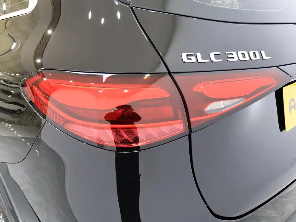 Mercedes-Benz Mercedes-Benz GLC 2024 GLC 260 L 4MATIC Luxury 5-Seat 2024 - thumbnail 9