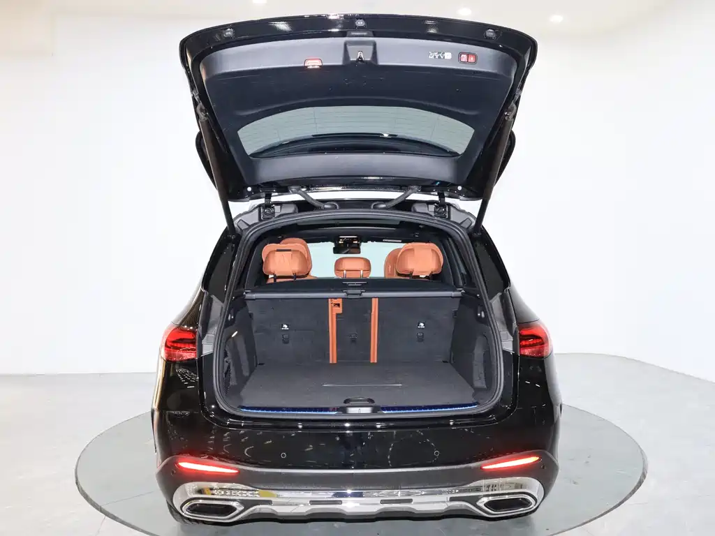 Mercedes-Benz Mercedes-Benz GLC 2024 GLC 260 L 4MATIC Luxury 5-Seat 2024 - thumbnail 17