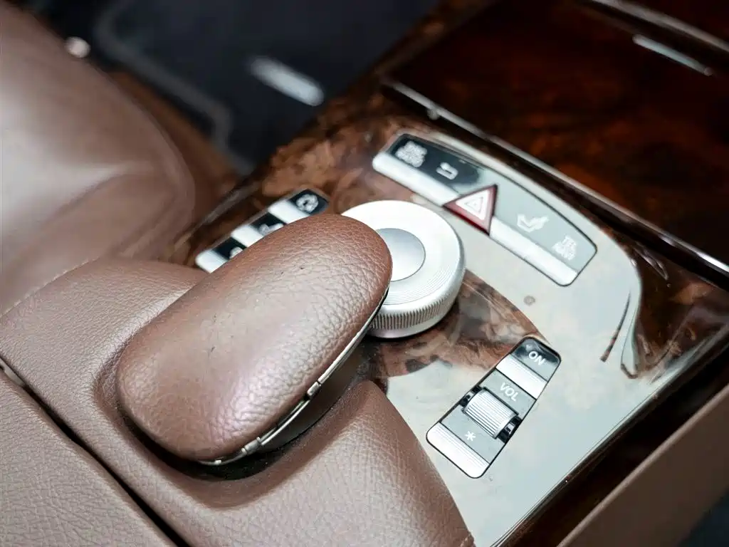 Mercedes-Benz Mercedes-Benz S-Class 2010 S 350 L Luxury Edition 2011 - thumbnail 15