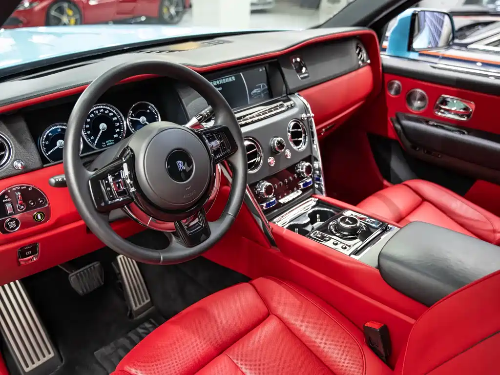 Rolls-Royce Rolls-Royce Cullinan 2018 Four-Seat Version 2020 - thumbnail 4