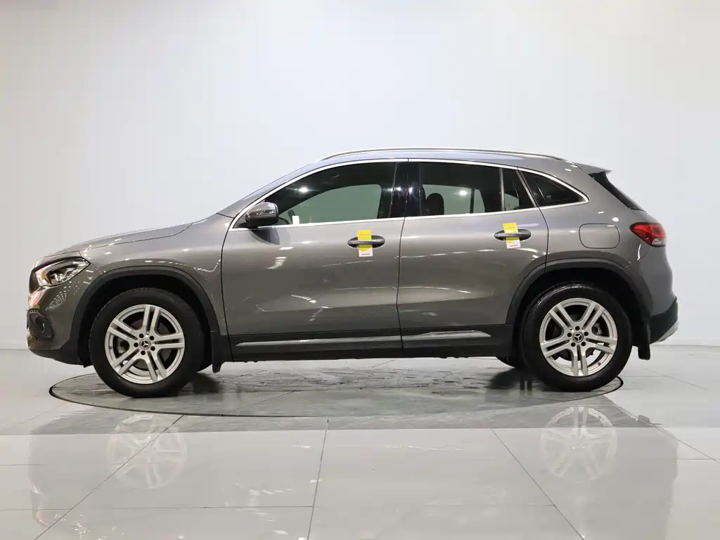 Mercedes-Benz Mercedes-Benz GLA 2022 Facelift GLA 200 2022 - thumbnail 5