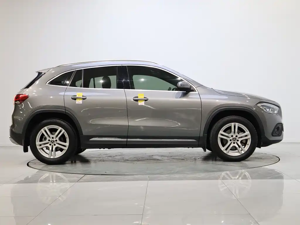 Mercedes-Benz Mercedes-Benz GLA 2022 Facelift GLA 200 2022 - thumbnail 6