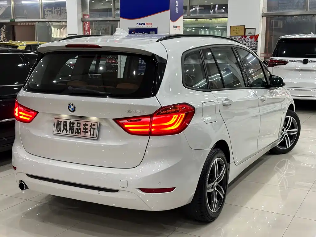 BMW BMW 2 Series Active Tourer 2015 218i Sport Design Package 2016 - thumbnail 3