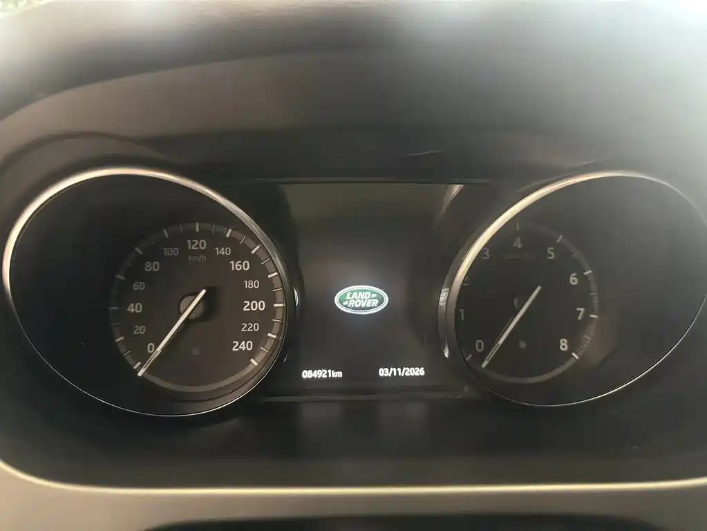 Land Rover Discovery Sport 2018 240PS Pure Edition 2018 - thumbnail 6