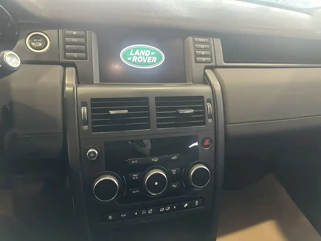 Land Rover Discovery Sport 2018 240PS Pure Edition 2018 - thumbnail 7