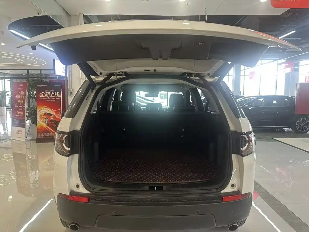 Land Rover Discovery Sport 2018 240PS Pure Edition 2018 - thumbnail 14