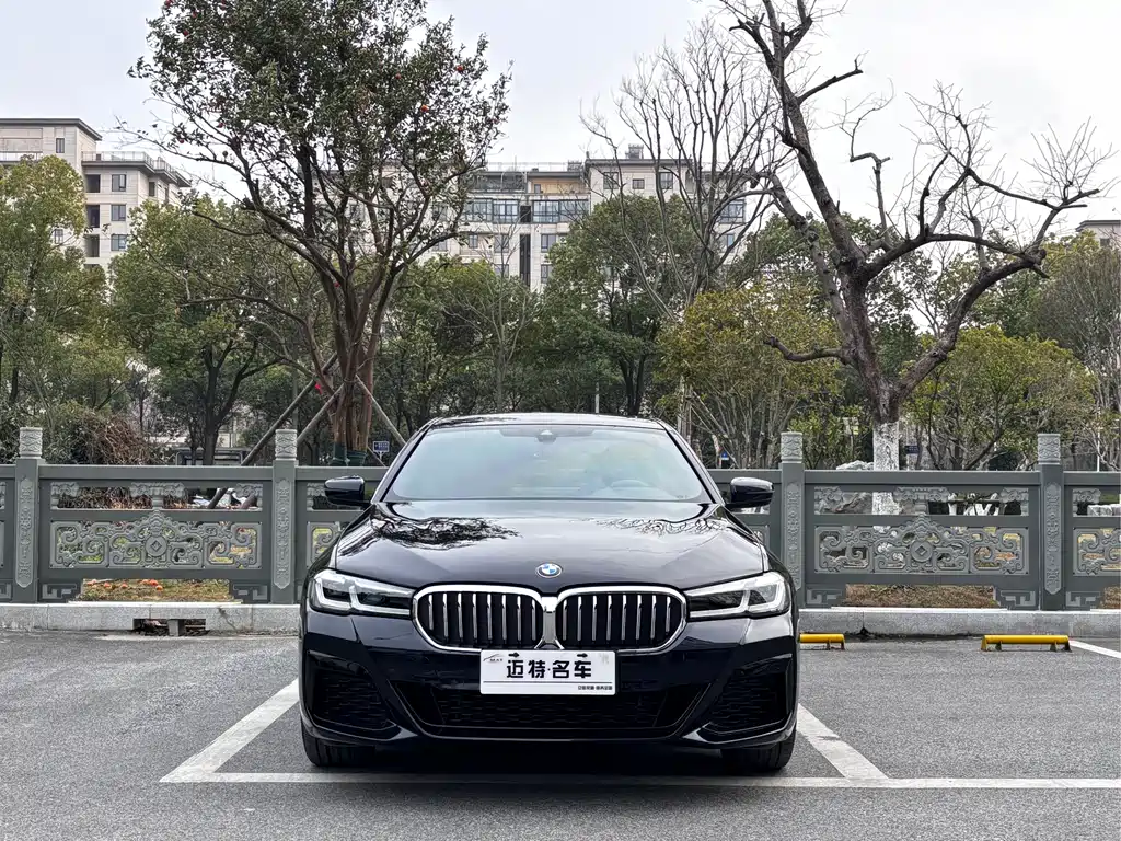 BMW BMW 5 Series 2022 530Li Leading Model M Sport Package 2022 - thumbnail 2