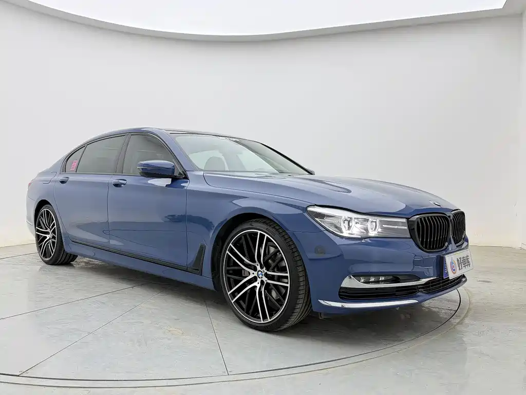 BMW BMW 7 Series 2018 730Li Leading Model Excellence Package 2018 - thumbnail 3