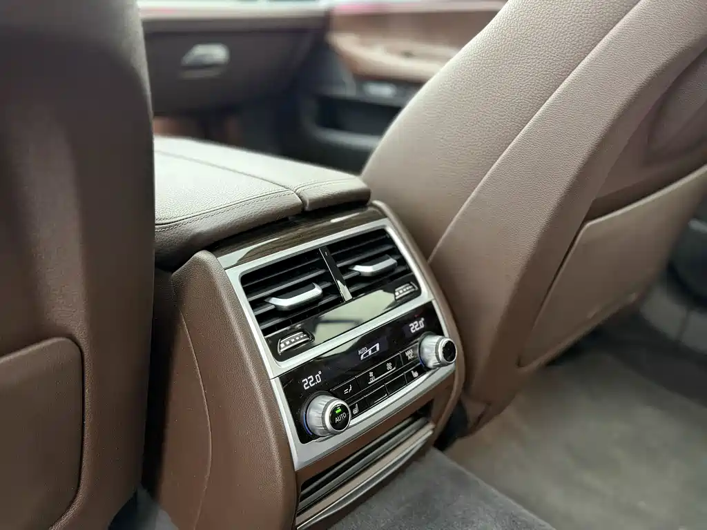 BMW BMW 7 Series 2018 730Li Leading Model Excellence Package 2018 - thumbnail 17