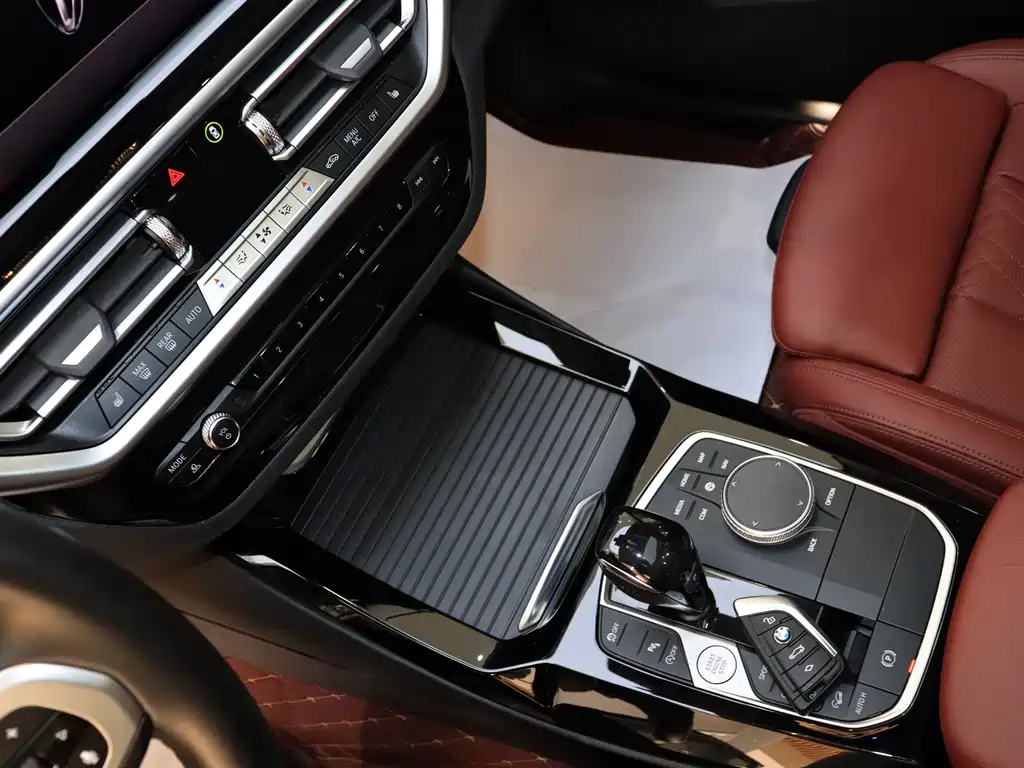 BMW BMW X3 2022 xDrive25i M Sport Package 2022 - thumbnail 16