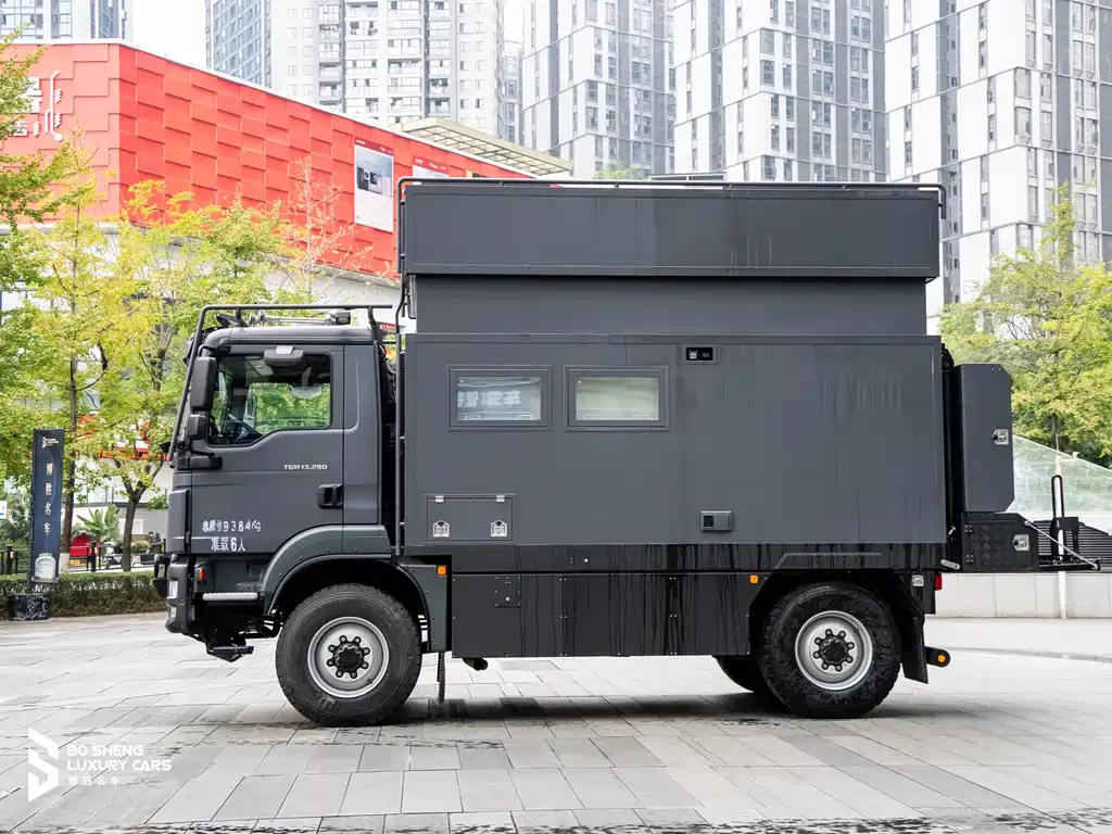 - MAN Allroad Camper 2021 6.9L Automatic 2022 - thumbnail 2