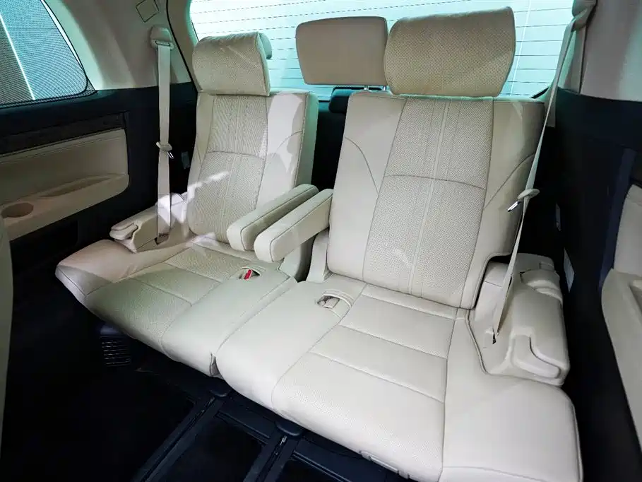 Toyota Alphard 2023 Crown Hybrid 2.5L HV Luxury Version 2023 - thumbnail 20