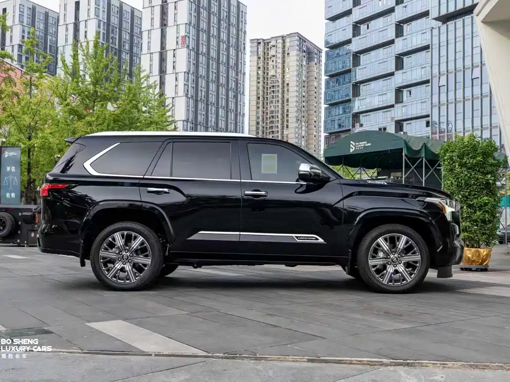 Toyota Toyota Sequoia 2025 3.5L Automatic 2026 - thumbnail 2