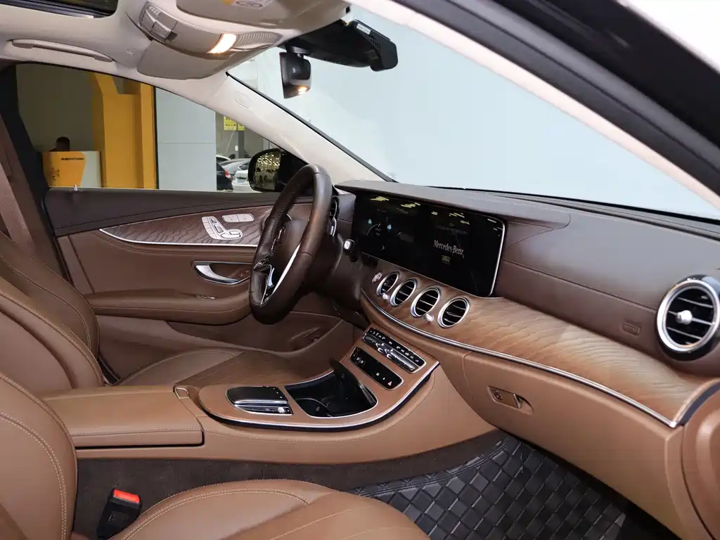Mercedes-Benz Mercedes-Benz E-Class 2022 E 300 L Fashion Edition 2022 - thumbnail 7