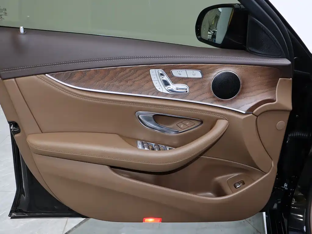 Mercedes-Benz Mercedes-Benz E-Class 2022 E 300 L Fashion Edition 2022 - thumbnail 11