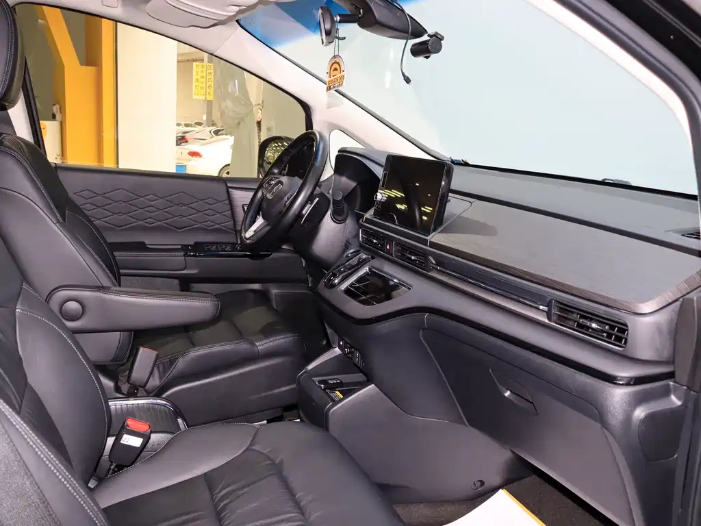 Honda Honda Elysion 2022 2.0L e:HEV Luxury Exclusive Edition 2023 - thumbnail 7