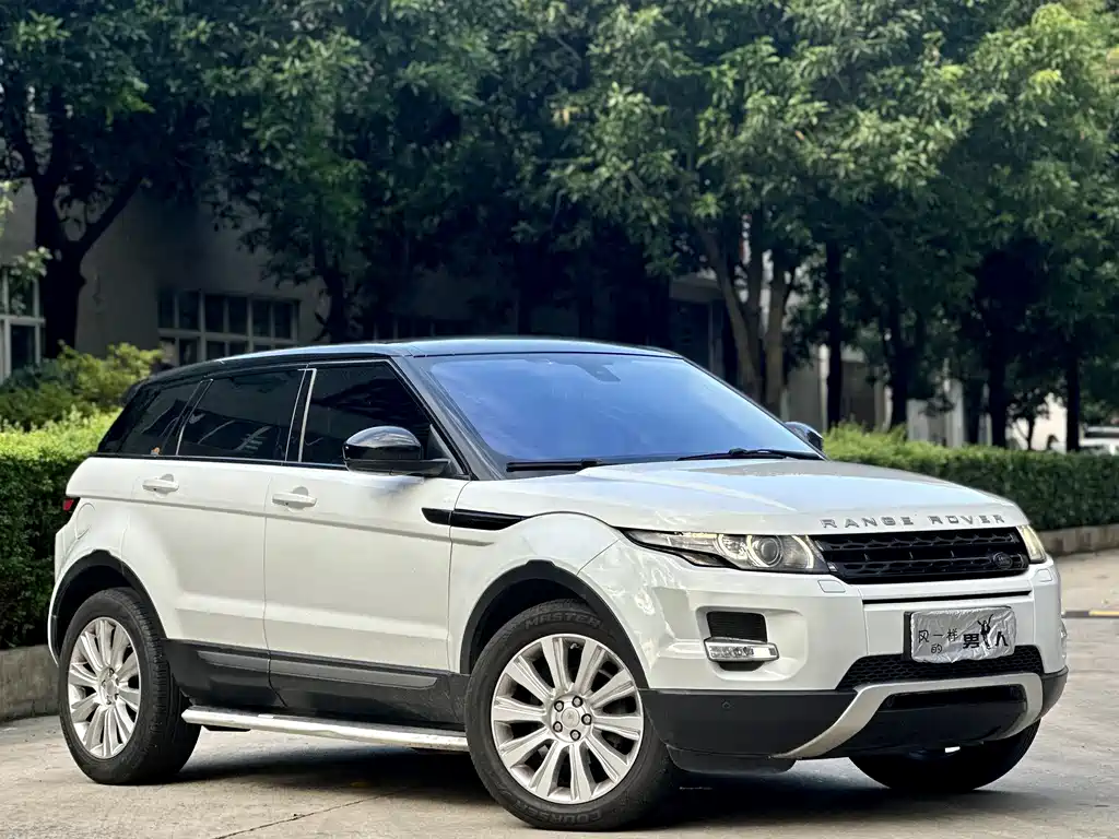 Land Rover Range Rover Evoque 2015 2.0T Five-Door Intelligent Edition 2015 - thumbnail 3