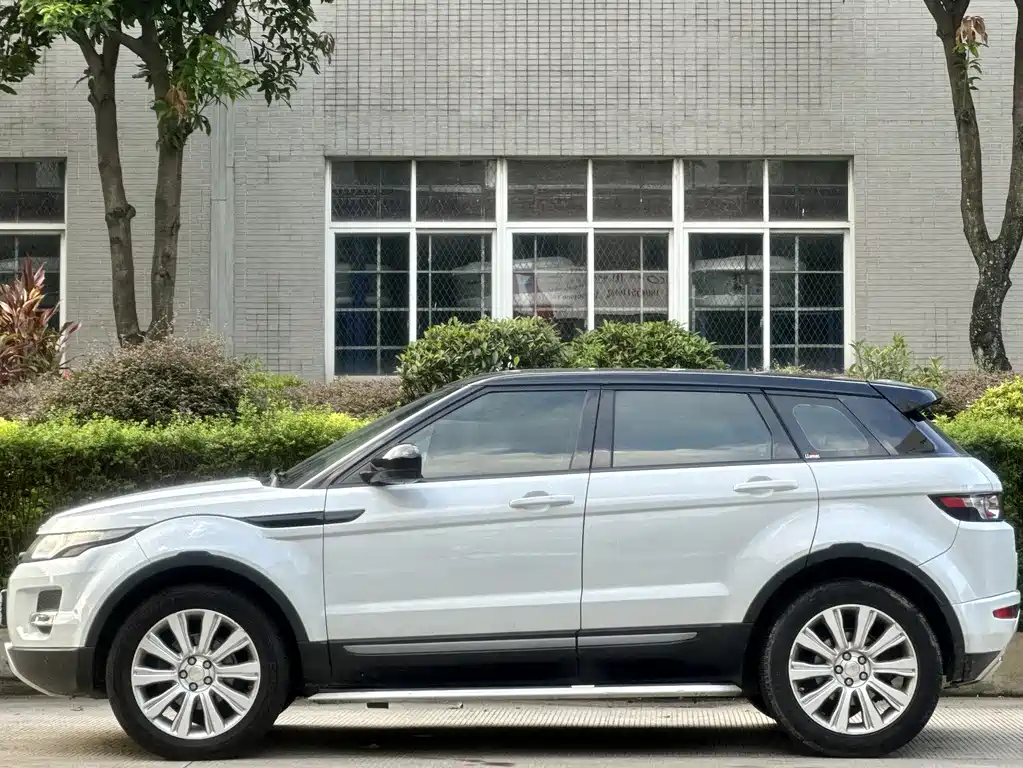Land Rover Range Rover Evoque 2015 2.0T Five-Door Intelligent Edition 2015 - thumbnail 11