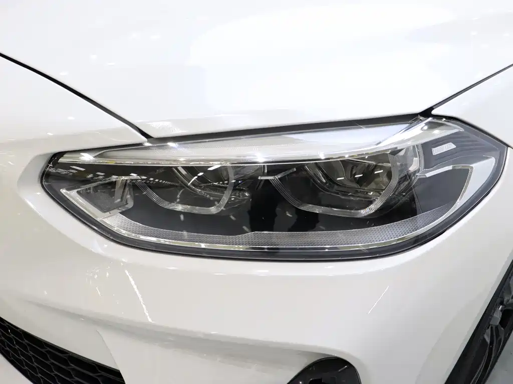 BMW BMW 1 Series 2022 125i M Sport Shadow Night Edition 2023 - thumbnail 8