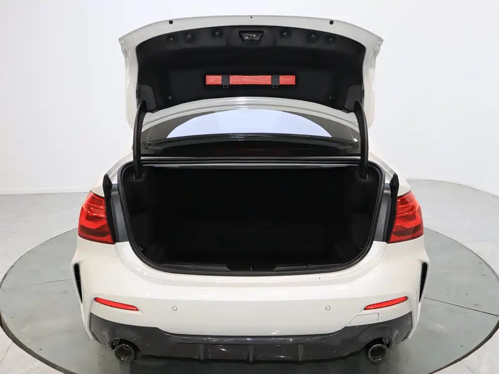 BMW BMW 1 Series 2022 125i M Sport Shadow Night Edition 2023 - thumbnail 13