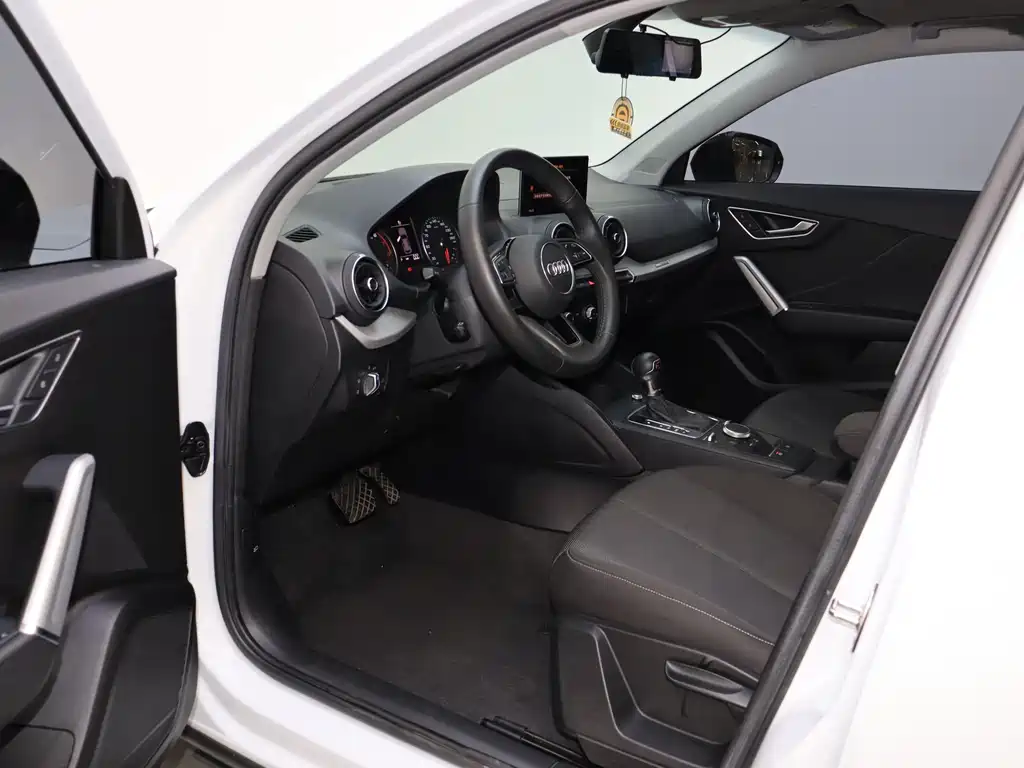 Audi Audi Q2L 2020 35 TFSI Sport Edition 2020 - thumbnail 8