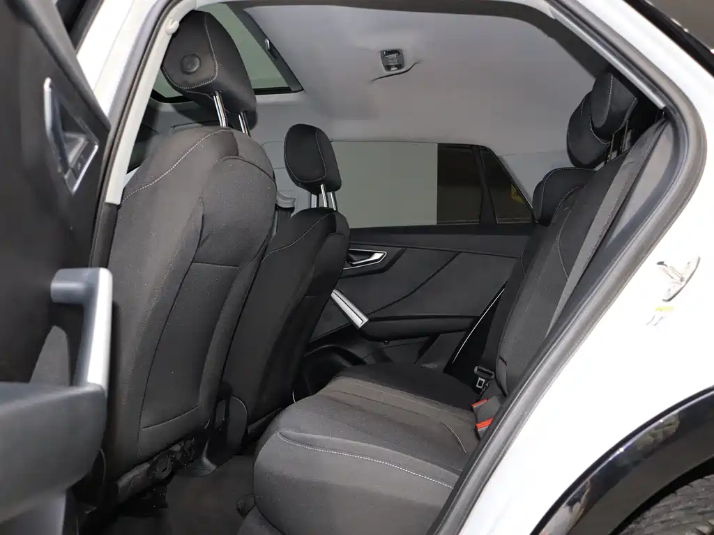 Audi Audi Q2L 2020 35 TFSI Sport Edition 2020 - thumbnail 10
