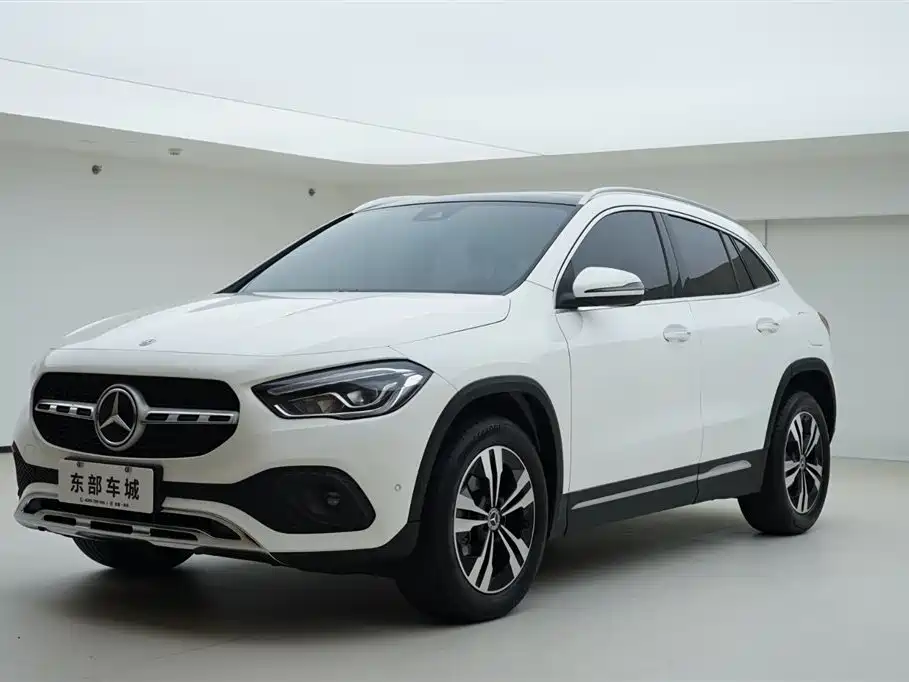 Mercedes-Benz Mercedes-Benz GLA 2022 Facelift GLA 200 2022 - thumbnail 3