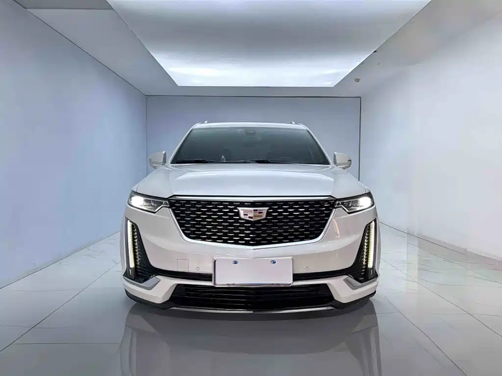 Cadillac Cadillac XT6 2022 2.0T 6-seater FWD Luxury Edition 2022 - thumbnail 2