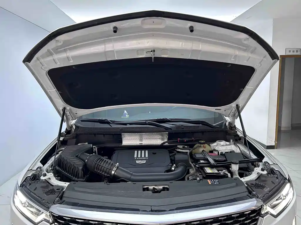 Cadillac Cadillac XT6 2022 2.0T 6-seater FWD Luxury Edition 2022 - thumbnail 28