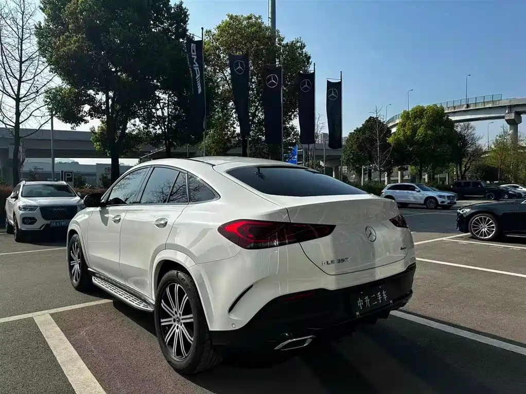 Mercedes-Benz Mercedes-Benz GLE Coupe 2020 GLE 350 4MATIC Luxury Coupe SUV 2021 - thumbnail 8