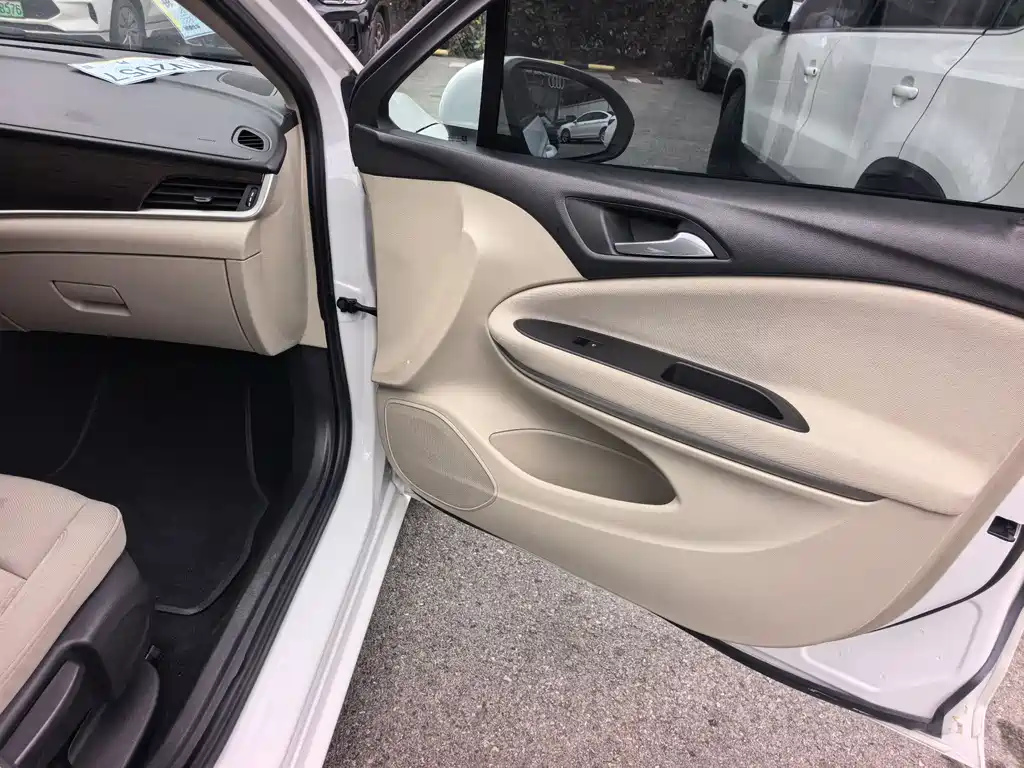 Buick Buick Excelle GT 2018 Sedan 15S Automatic Comfort 2018 - thumbnail 8