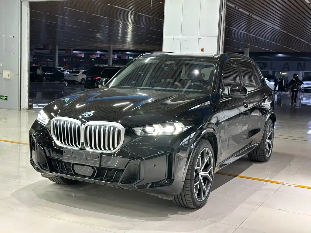 BMW BMW X5 2025 xDrive 30Li M Sport Shadow Night Package 2025