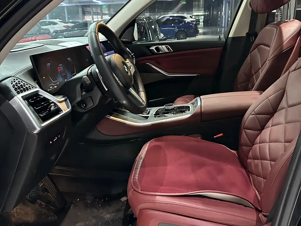 BMW BMW X5 2025 xDrive 30Li M Sport Shadow Night Package 2025 - thumbnail 4