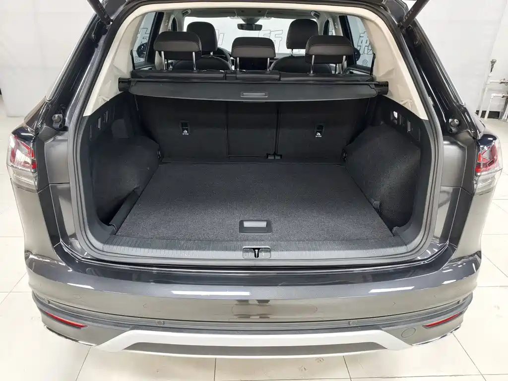 Volkswagen Tayron 2023 280TSI 2WD Luxury Plus Advanced Edition 2023 - thumbnail 7