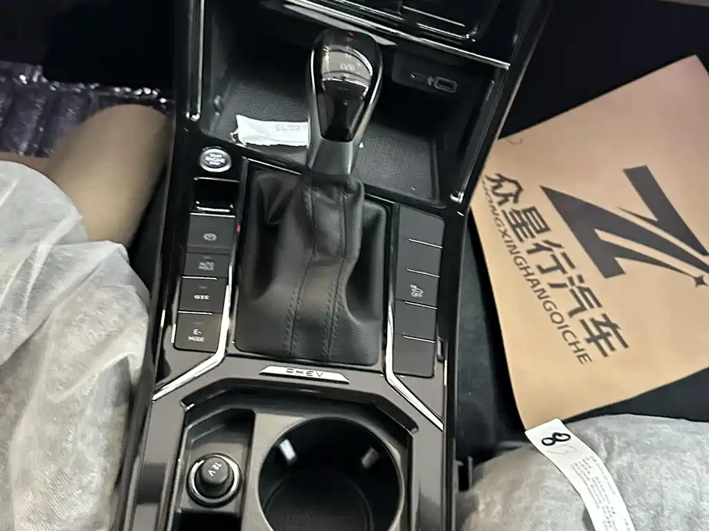 Volkswagen Passat NEV 2025 430PHEV Hybrid Business Edition 2025 - thumbnail 16
