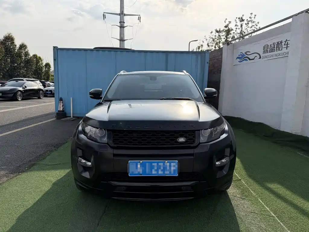 Land Rover Range Rover Evoque (Imported) 2014 Model 2.0T 5-Door Christmas Limited Edition 2014 - thumbnail 2
