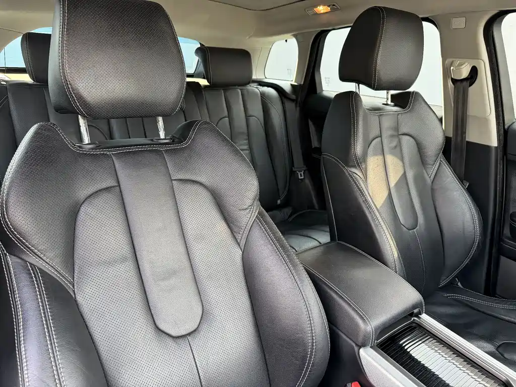 Land Rover Range Rover Evoque (Imported) 2014 Model 2.0T 5-Door Christmas Limited Edition 2014 - thumbnail 15