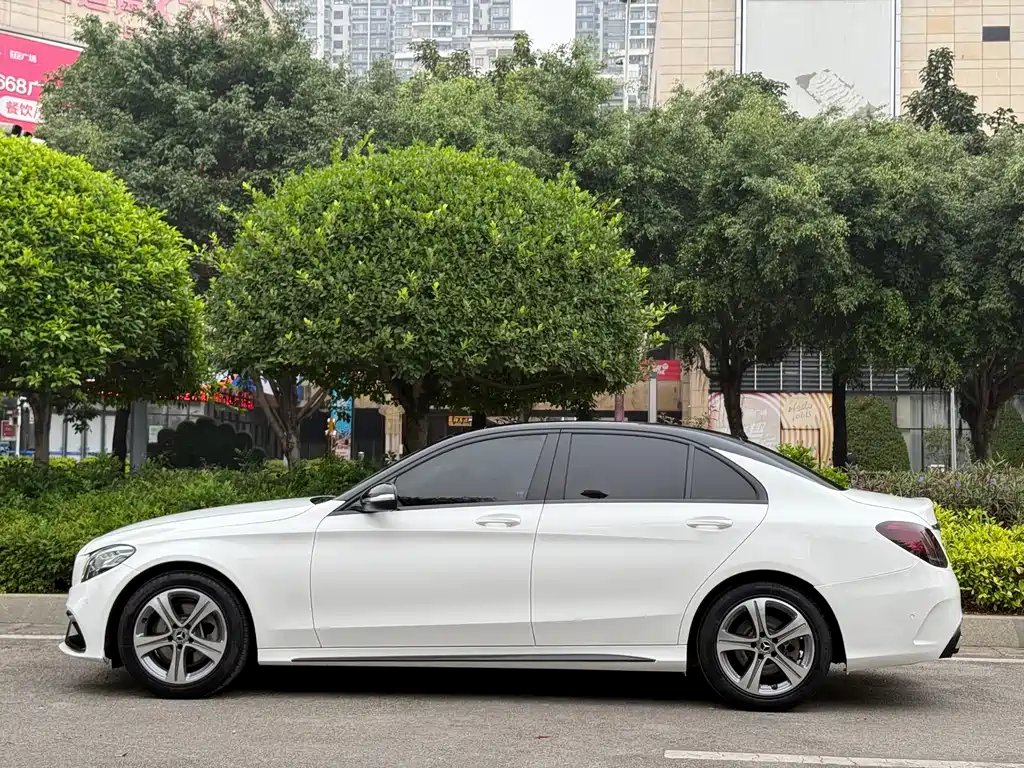 Mercedes-Benz Mercedes-Benz C-Class 2019 Facelift C 260 L Sport Edition 2019 - thumbnail 8