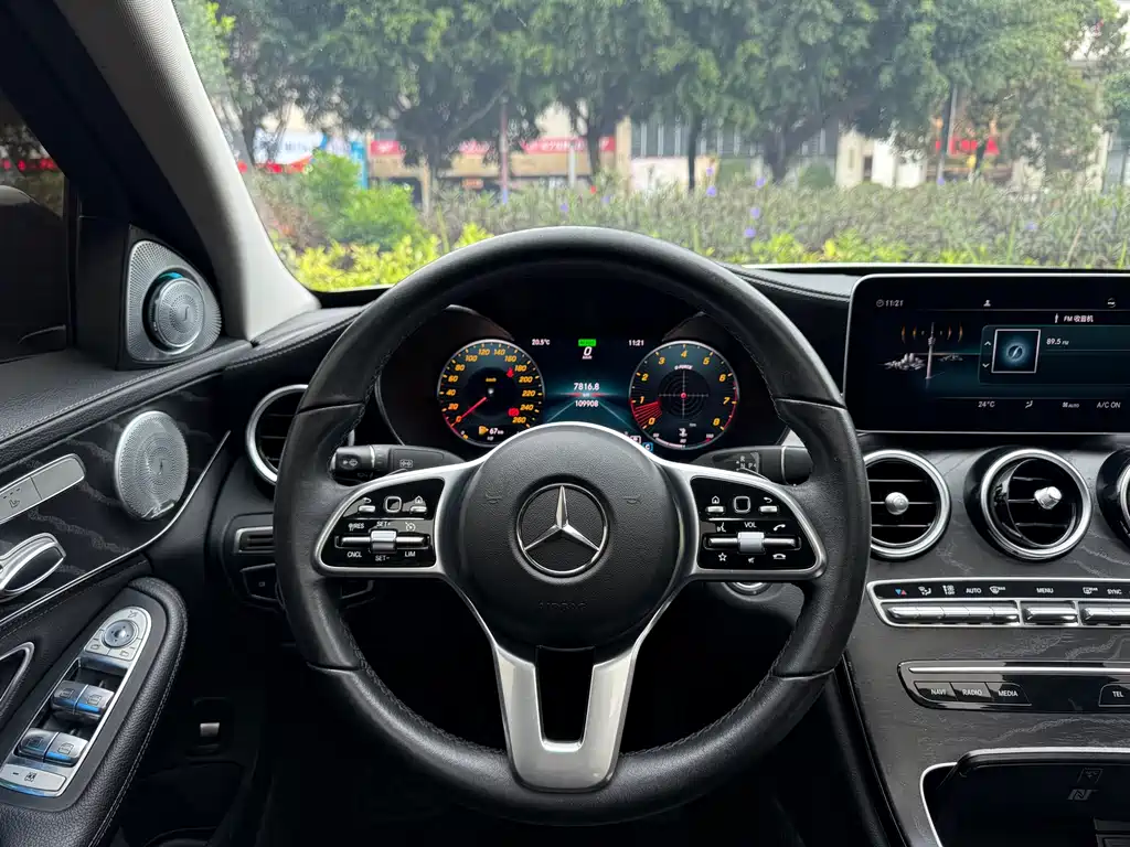 Mercedes-Benz Mercedes-Benz C-Class 2019 Facelift C 260 L Sport Edition 2019 - thumbnail 19