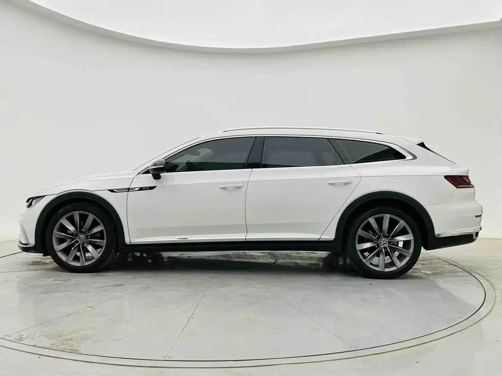 Volkswagen FAW-Volkswagen CC 2023 Shooting Brake 380TSI Hunting Heart Edition 2023 - thumbnail 4