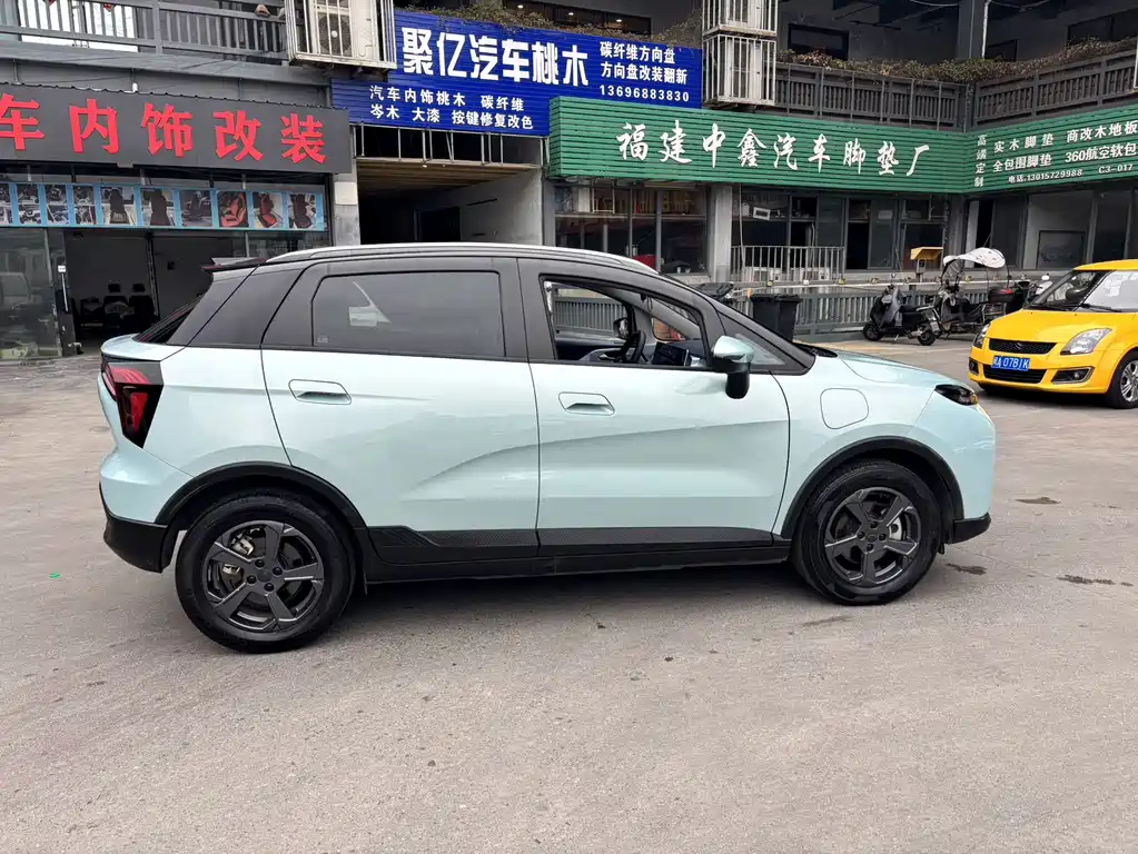 Geely Geometry Geely Geometry E Firefly 2022 401KM Linglong Tiger 4-seater 2022 - thumbnail 4