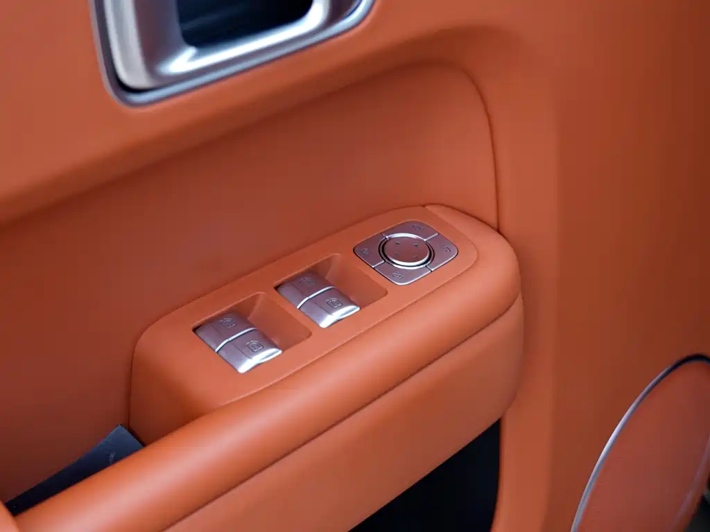 Li Auto Li L8 2023 Pro 2022 - thumbnail 13