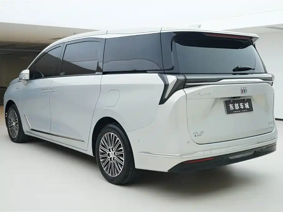 Buick Buick GL8 New Energy 2024 Landtrek Luxury Edition 7-seater 2024 - thumbnail 4