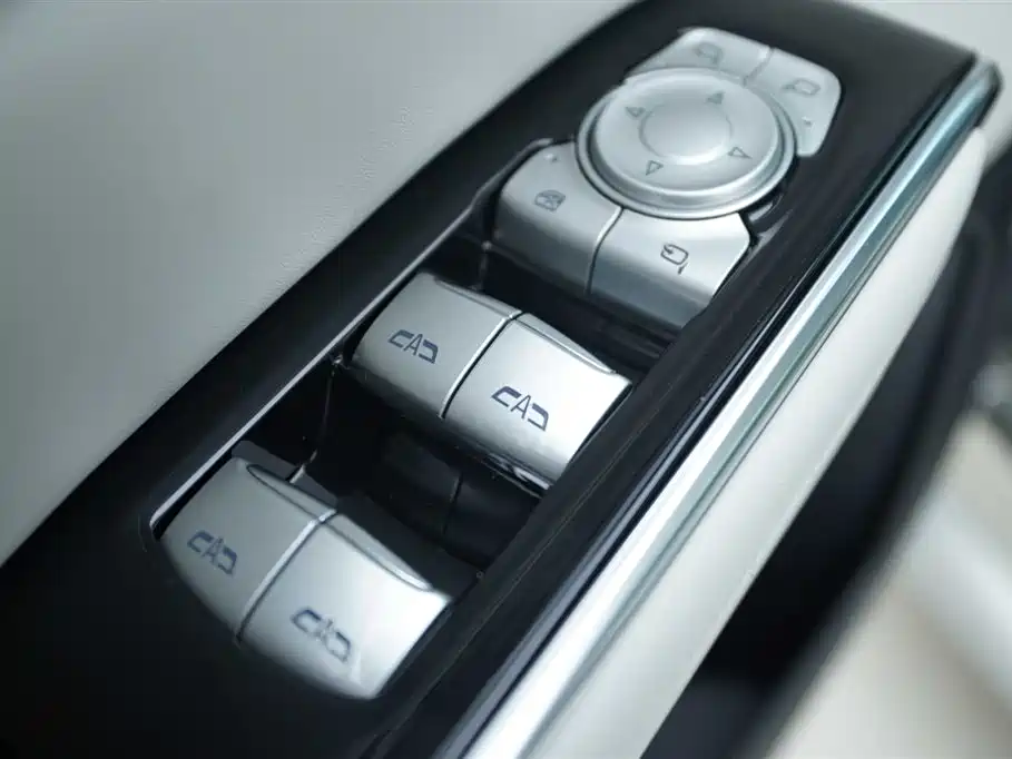 Buick Buick GL8 New Energy 2024 Landtrek Luxury Edition 7-seater 2024 - thumbnail 10