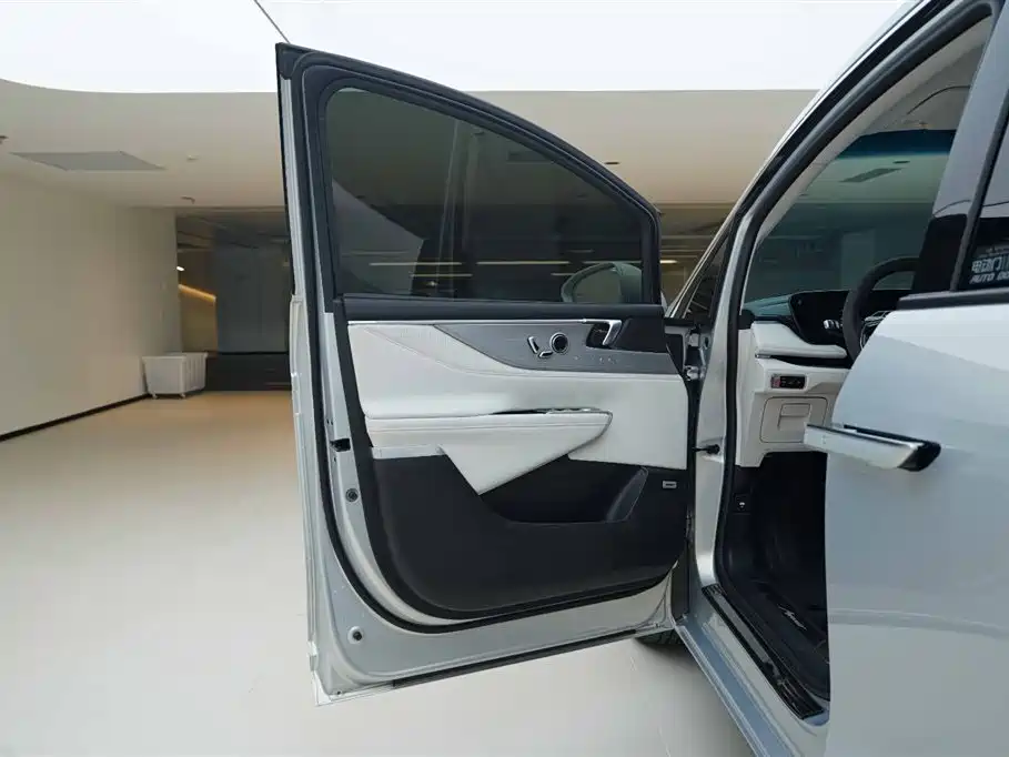 Buick Buick GL8 New Energy 2024 Landtrek Luxury Edition 7-seater 2024 - thumbnail 16